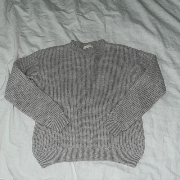 Wilfred Free XS 100% Merino Wool Waffle Knit Grey Gray Sweater Crewneck - Picture 1 of 6